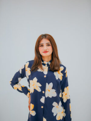 Floral Blossom Button-Down Shirt in Navy Blue